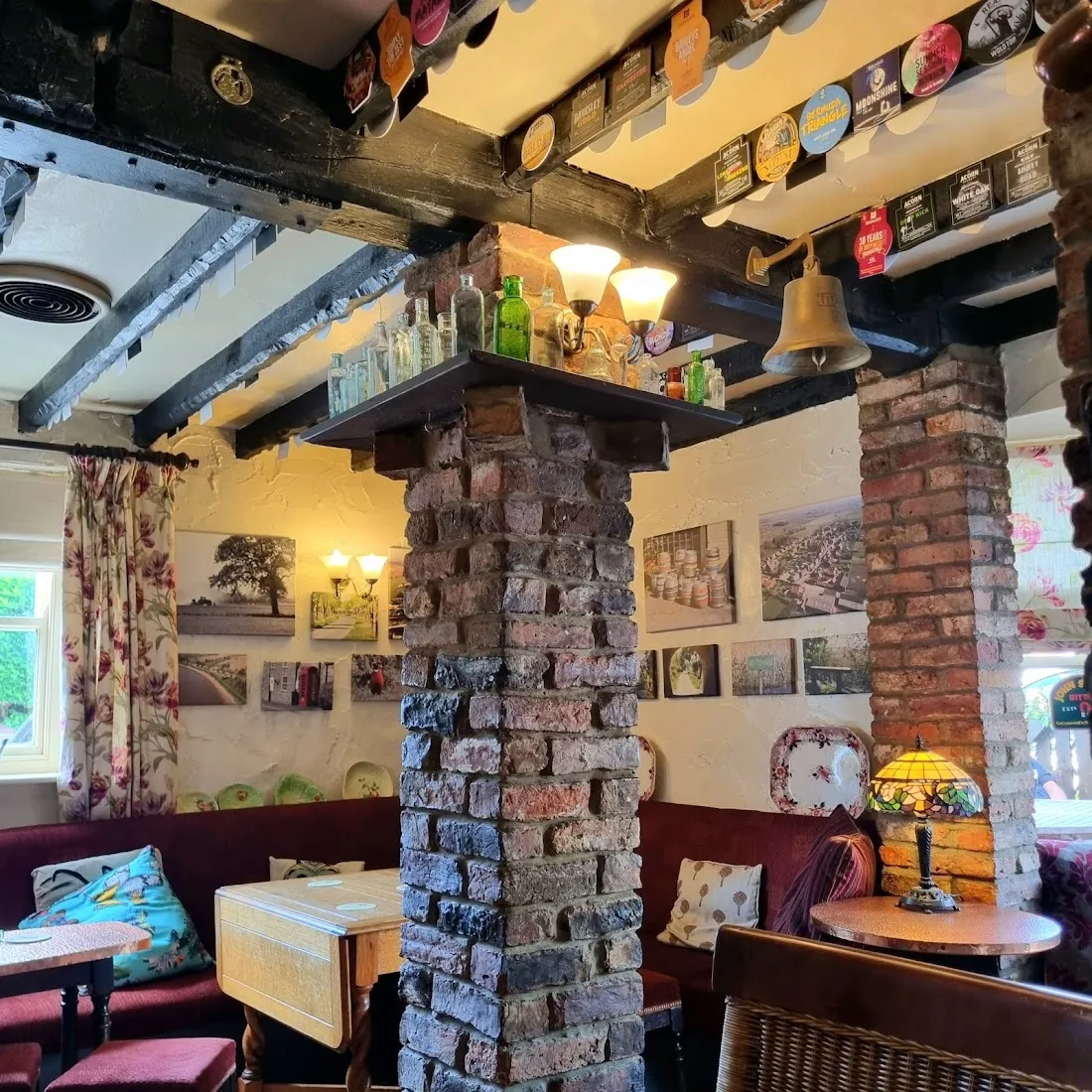 Bricklayers Arms & Stables Restaurant